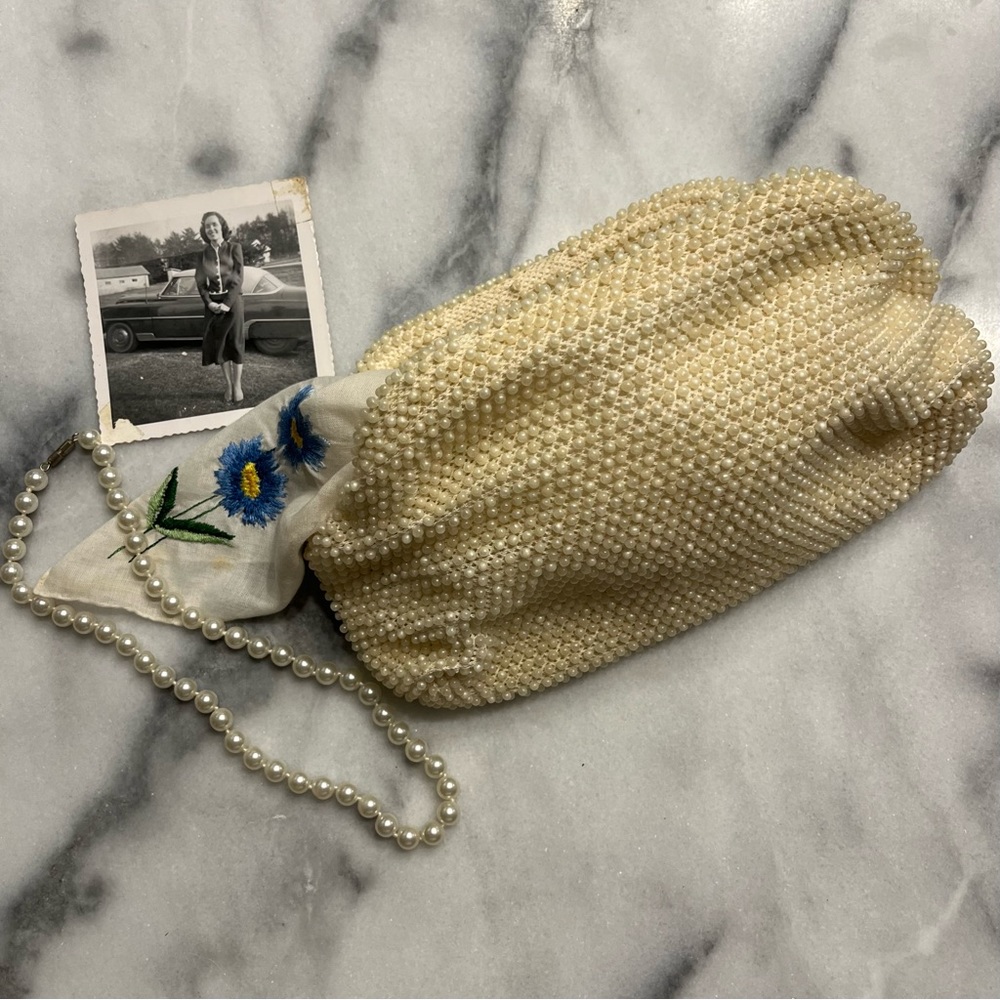 ⚡️Vintage⚡️Mid Century Corde-Bead by Lumured Ivory Beaded Clutch